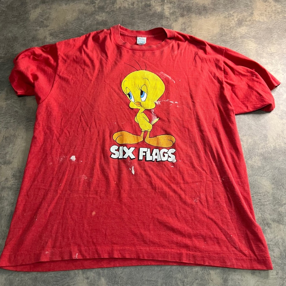 Six Flags T-Shirt XXL Red VTG 90s Tweety Bird Looney Tunes USA Rubber Graphic